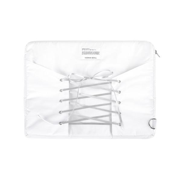 Eyelet Strap Laptop Pouch_White