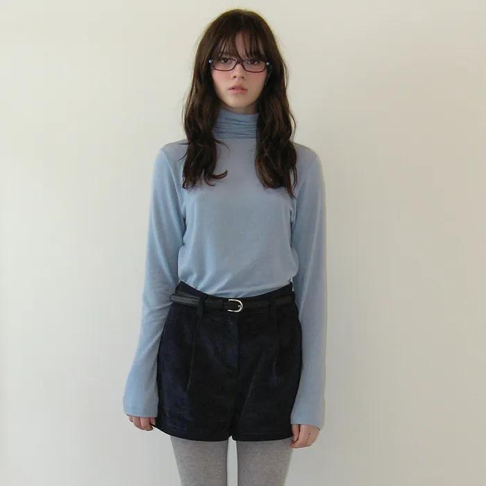 turtleneck logo top - light blue