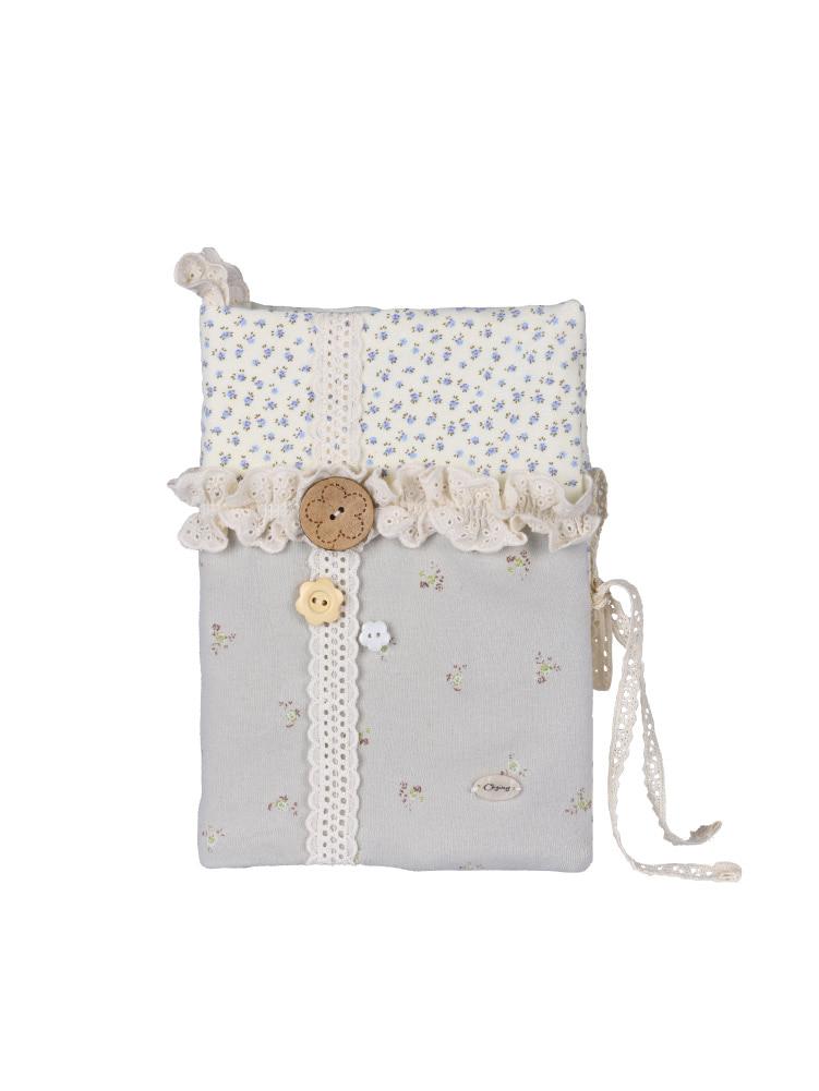 Blomming book cover_mint cream