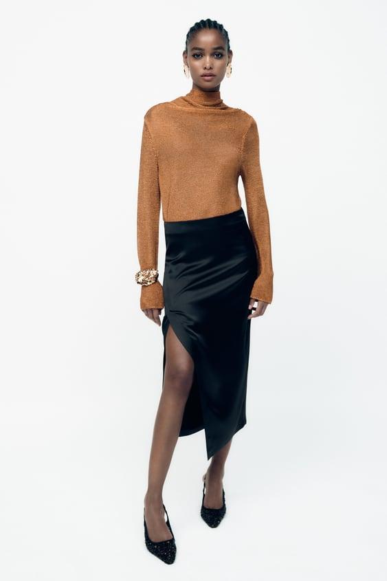 사선 슬릿 새틴 스커트