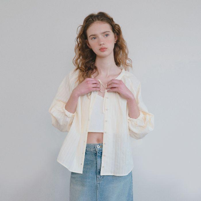 셔링 스트랩 블라우스_Banana