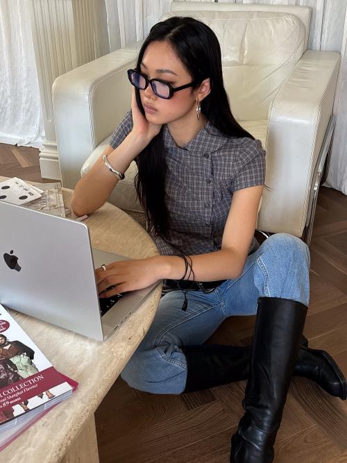 Pleated Blouse (grey check)