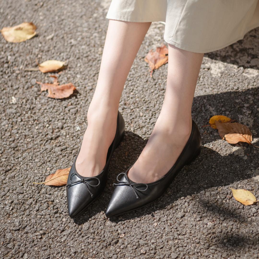 피사 스틸레토 리본 플랫슈즈 2cm