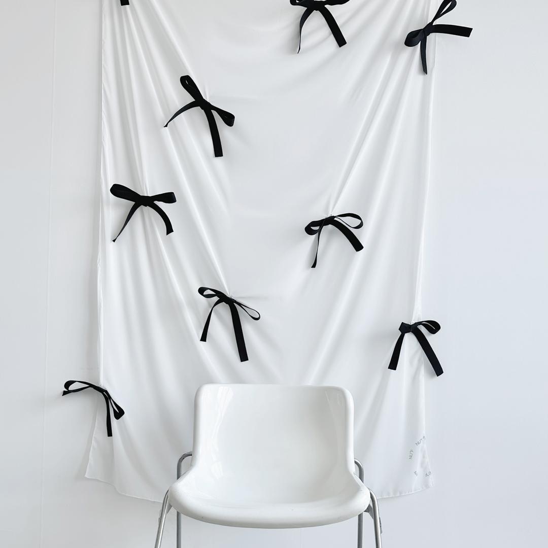 RIBBON FABRIC POSTER - Black