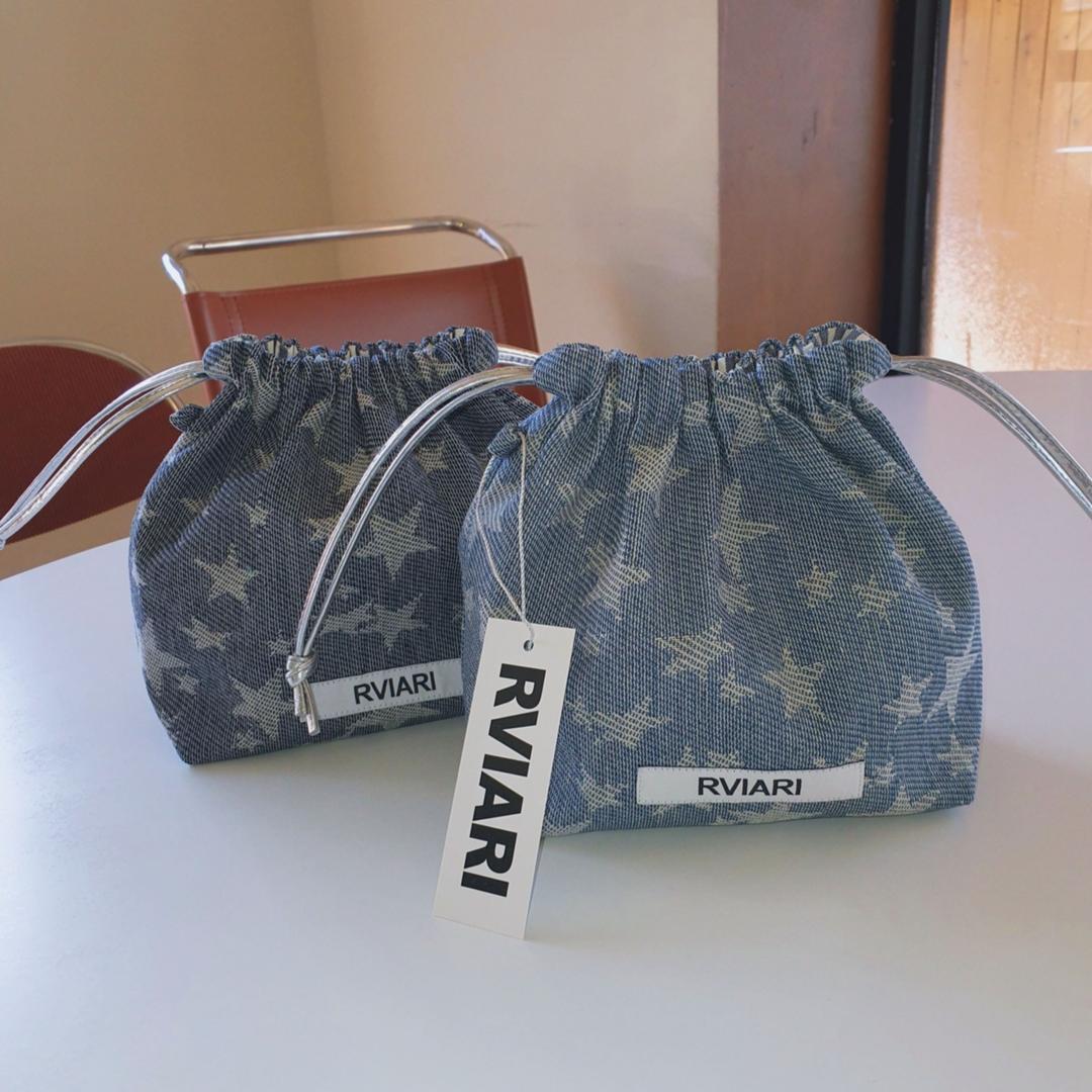star string shoulder denim pouch(별 스트링 숄더 데님 파우치)