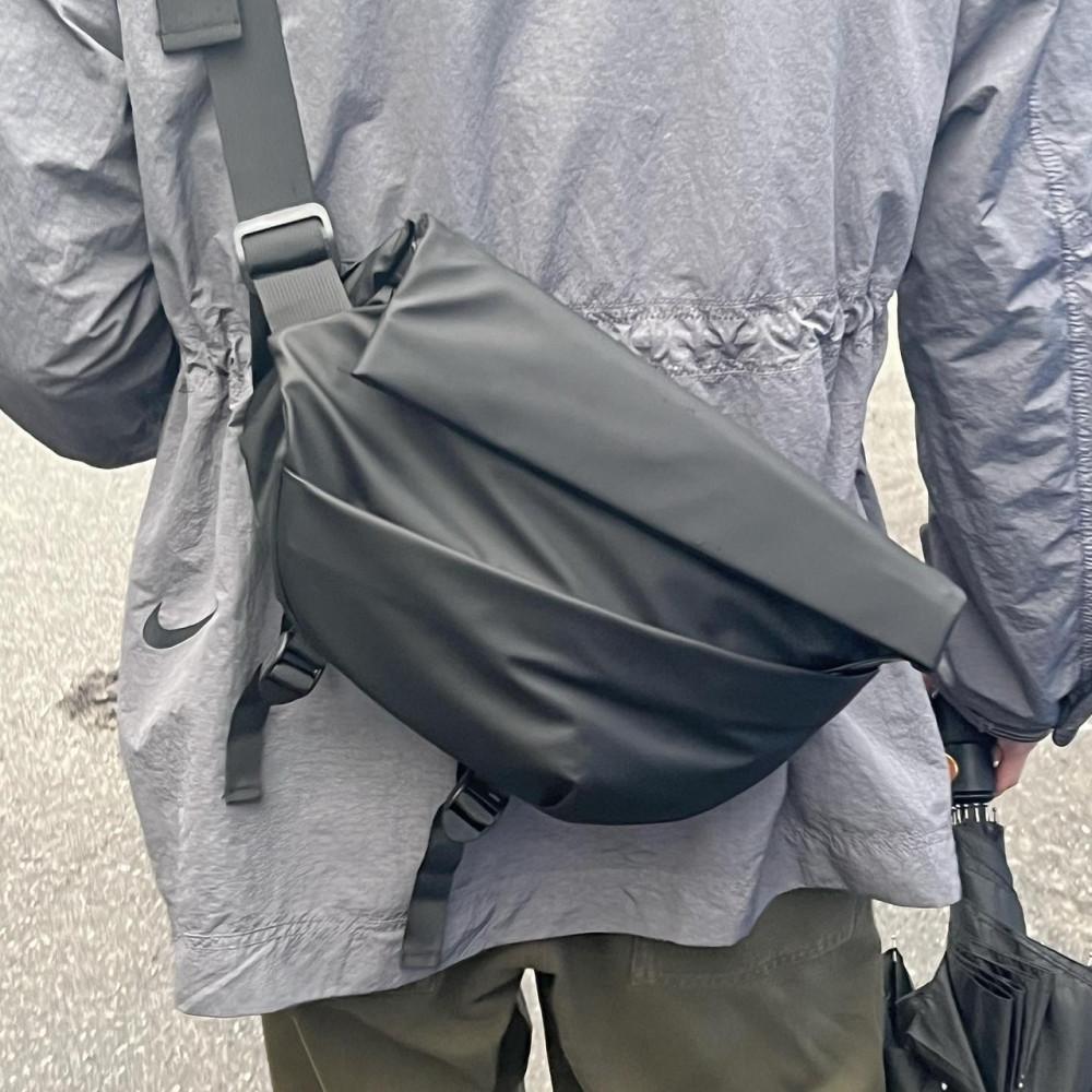 브루원 남녀공용 데일리 아이패드 운동 산책 등산 데일리 미니 슬링백 크로스백