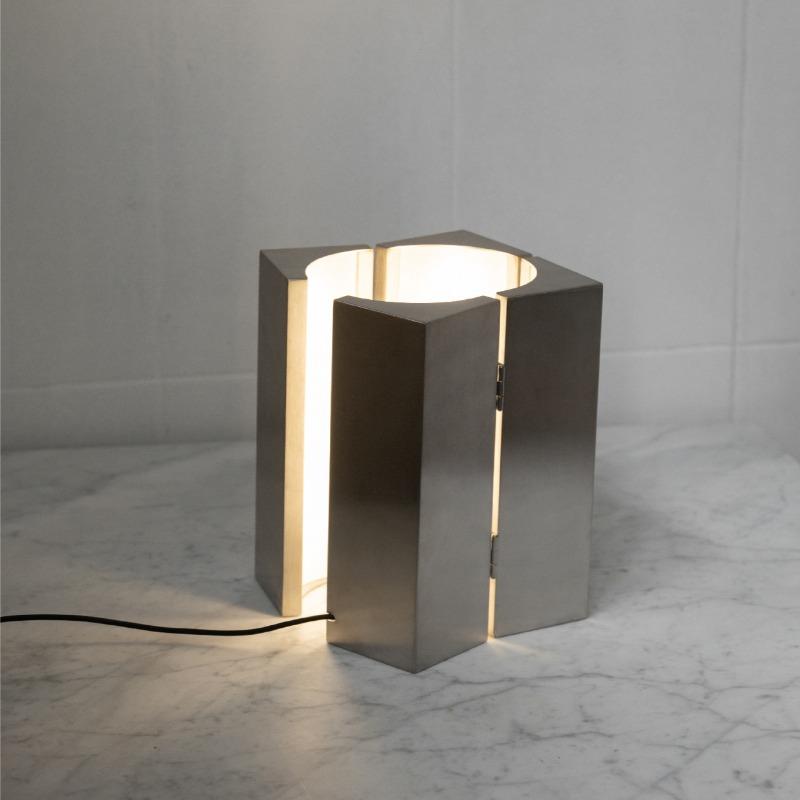 ROTA TABLE LAMP