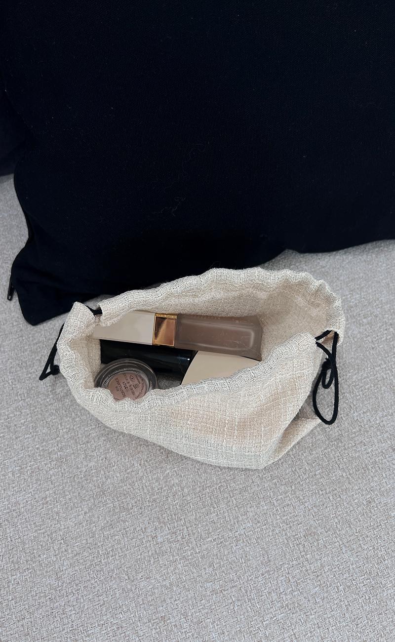 펄스트링 아이보리_Veda Glitter pouch Ivory