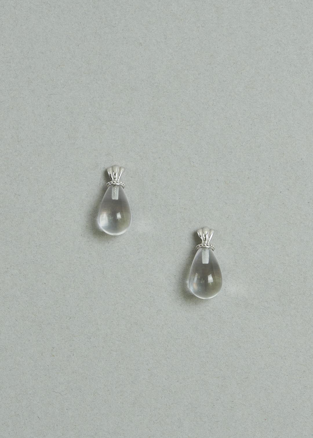 고타 쿼츠 이어링