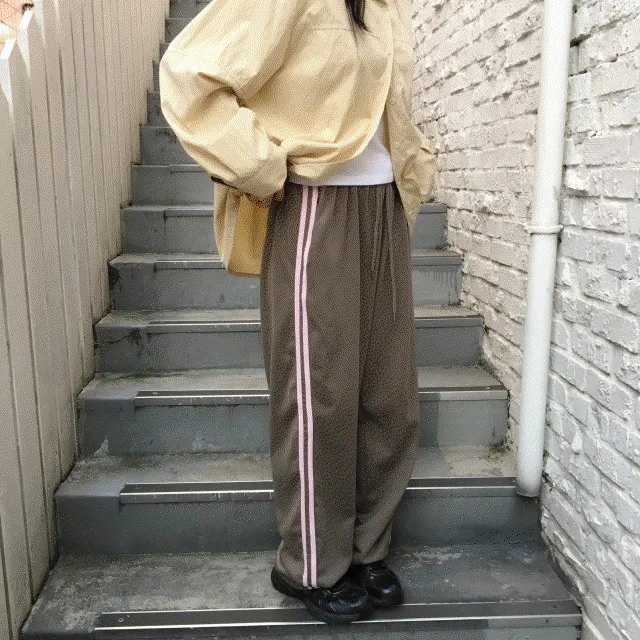 (3c) 러블 라인 코튼 배색 트랙팬츠