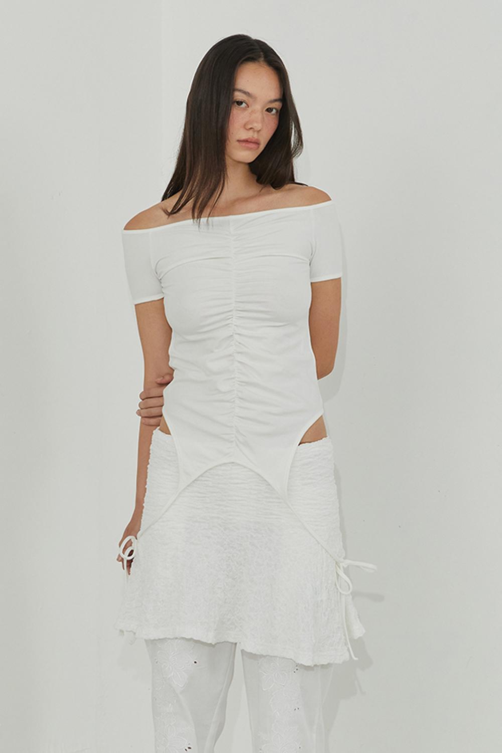 STRING LAYER TOP / IVORY