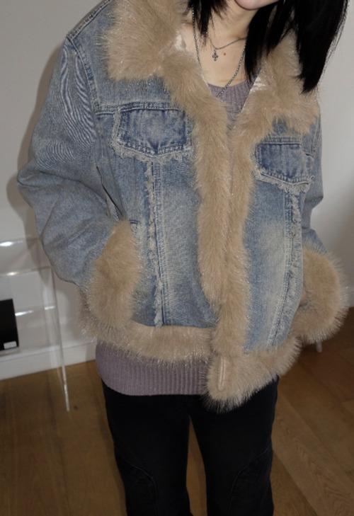 이즈이즈 Vulcan denim fur jacket
