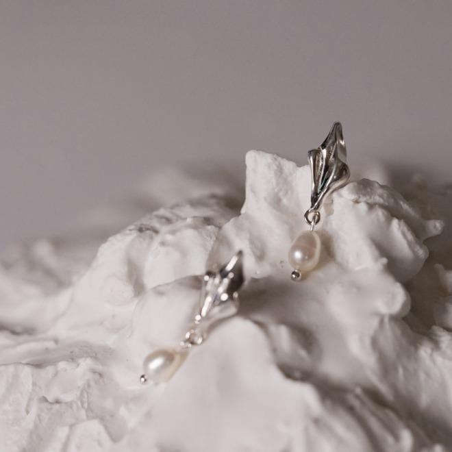 20FW. fragment of waves. earring 04