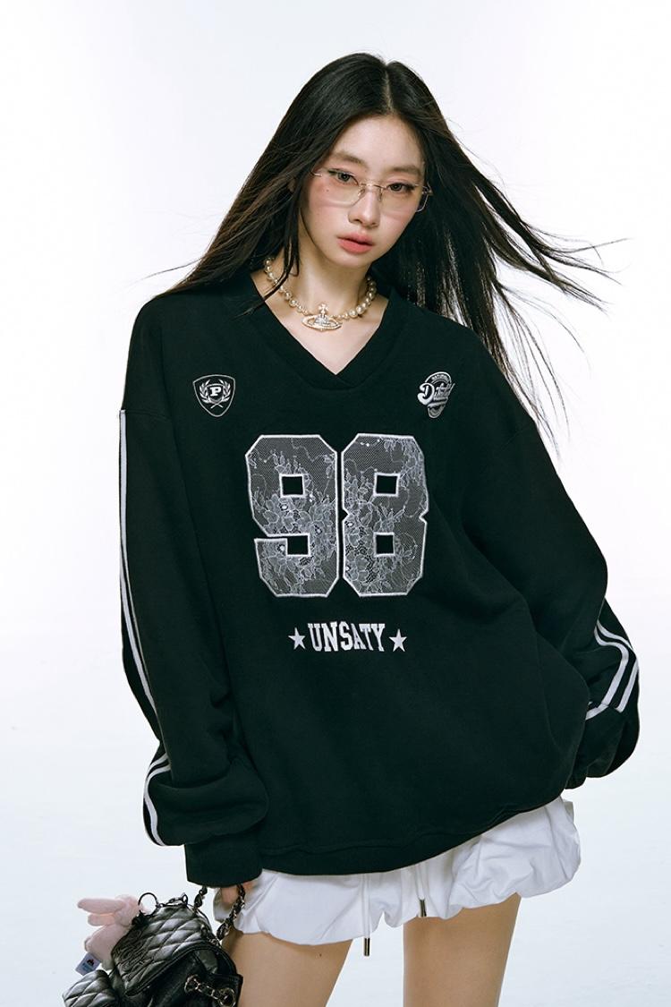 CHILI LIME Lace Number College Sweatshirt (3color)