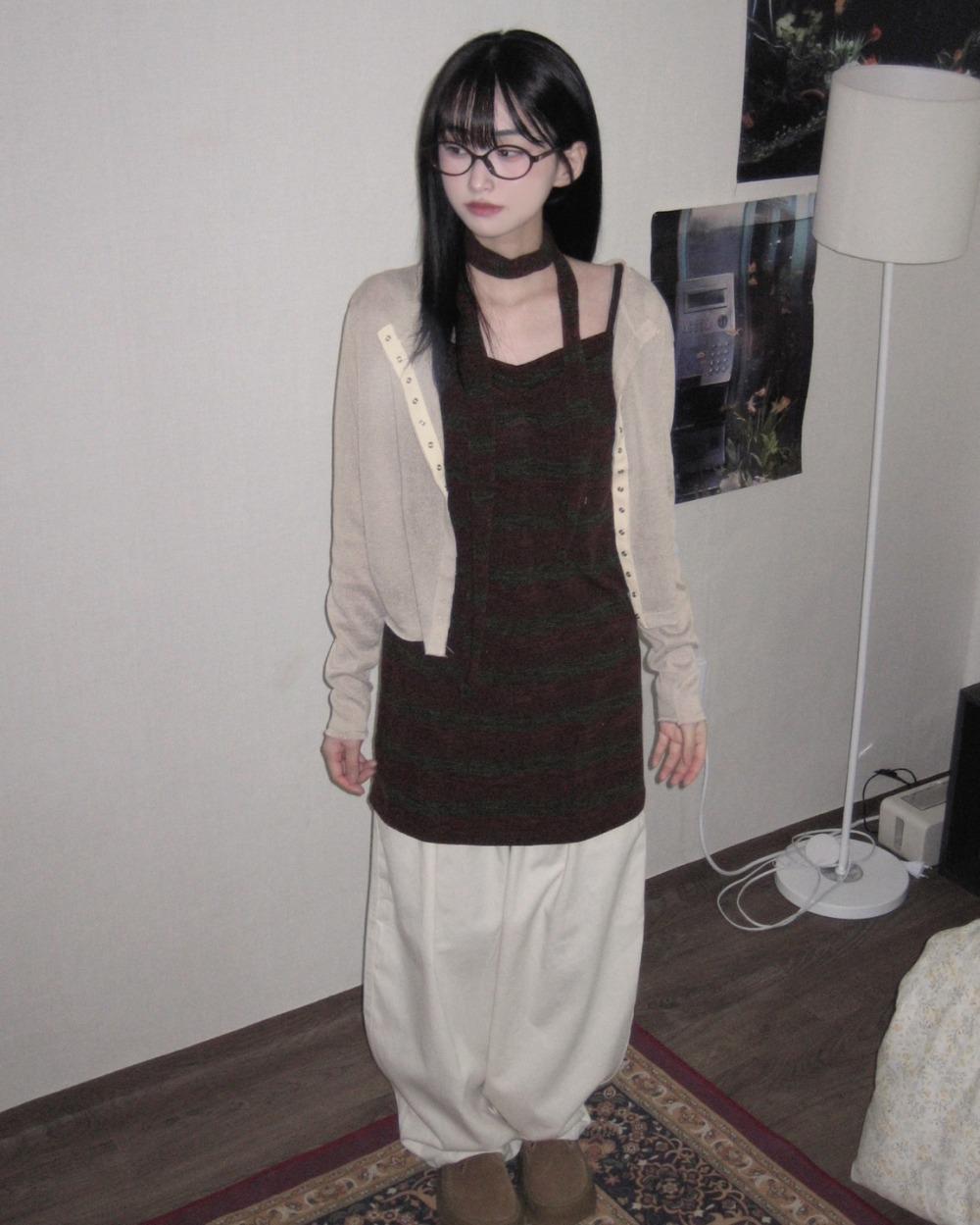 언버티 breeze stripe sleeveless ops