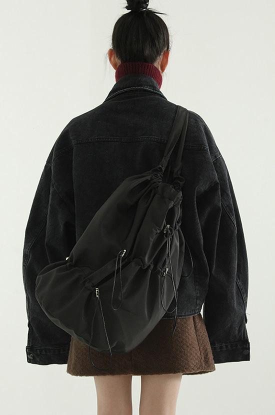 multi string bucket bag