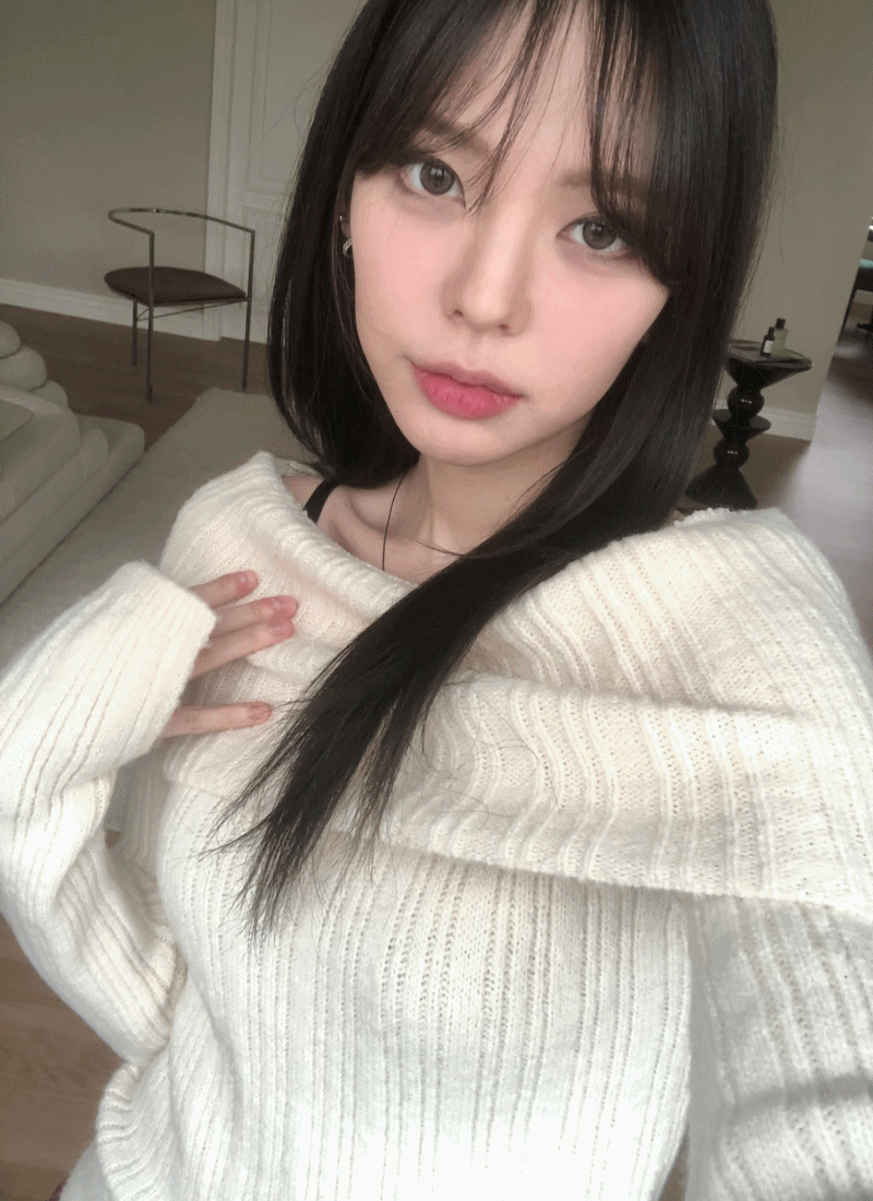 Nir knit 니르 오프숄더 니트 골지 트임 리버시블 언발 여리