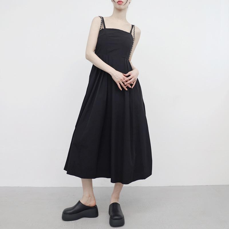 논코드 베리테 슬리브리스 원피스