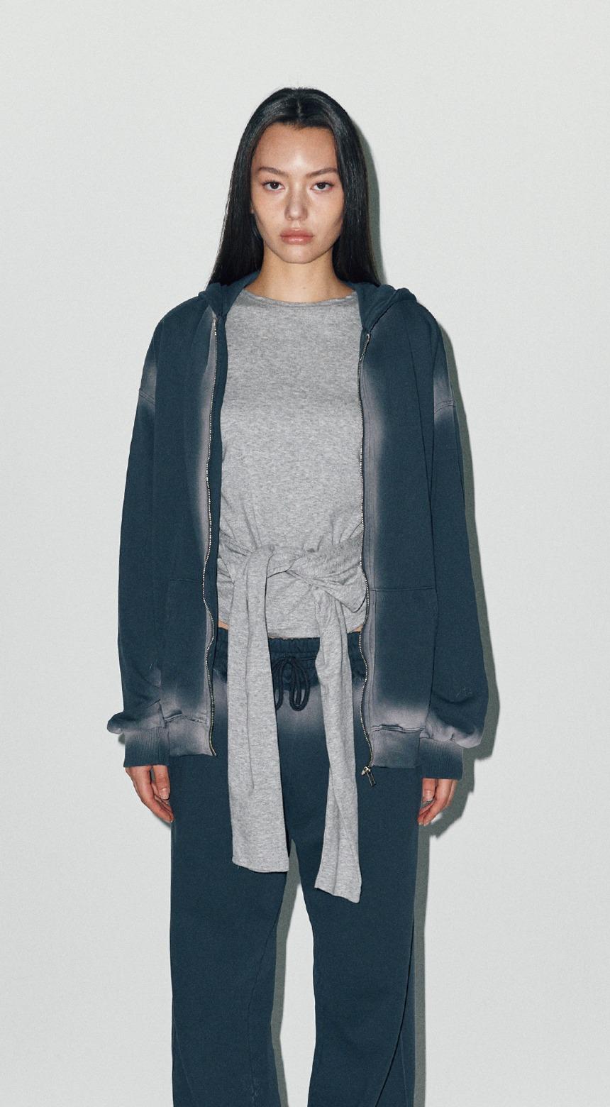 SELF-WASHING OVERSIZED HOOD ZIP-UP BLACK