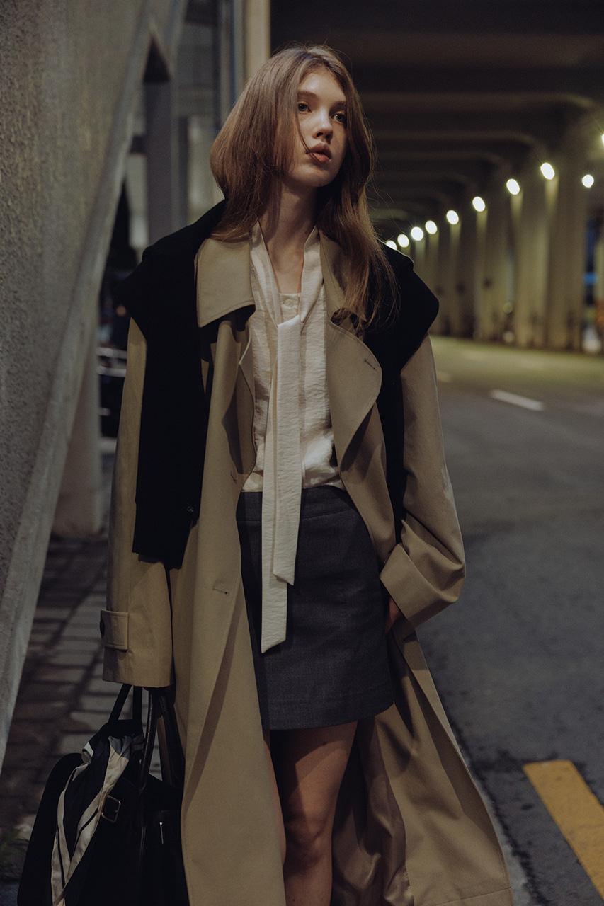 던스트 OVERSIZED TRENCH COAT [BEIGE]