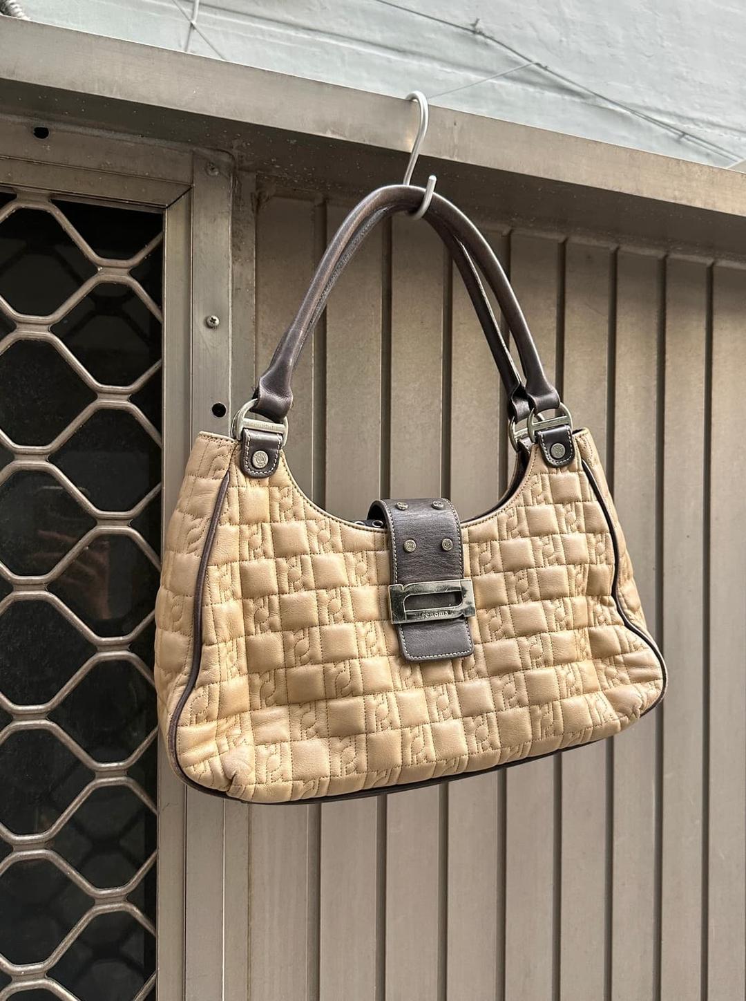 Renoma vintage embossed leather stud bag | 후루츠패밀리