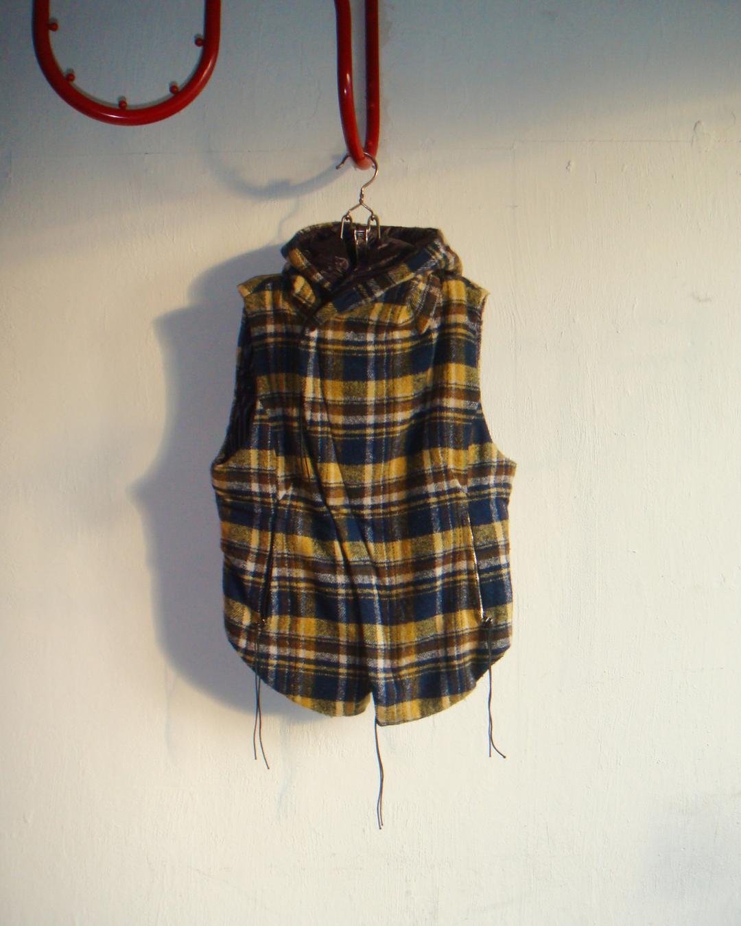 BAJRA_ checkered hooded vest puffer jacket