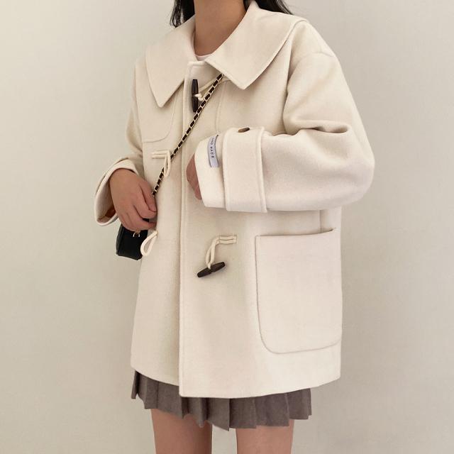 울 떡볶이 세일러카라 오트밀 핸드메이드 숏 반 코트