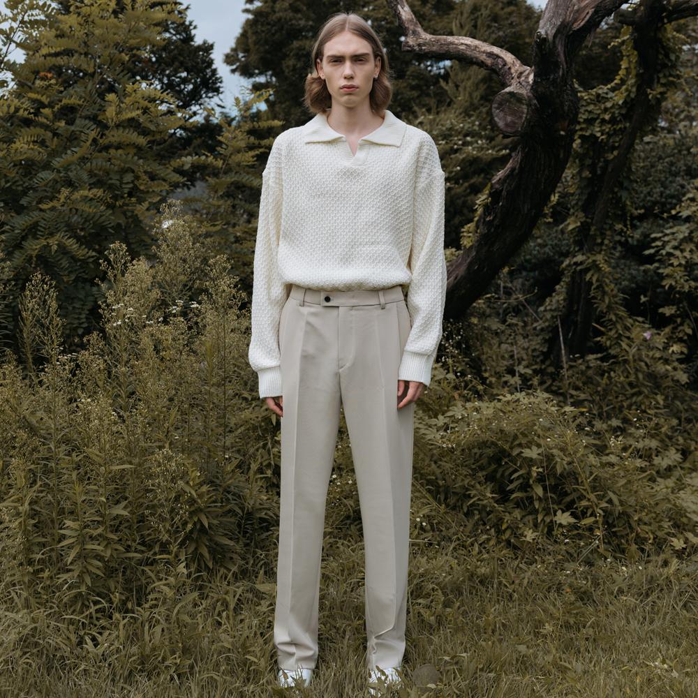 스케일 오버핏 오픈카라 니트 - WHITE