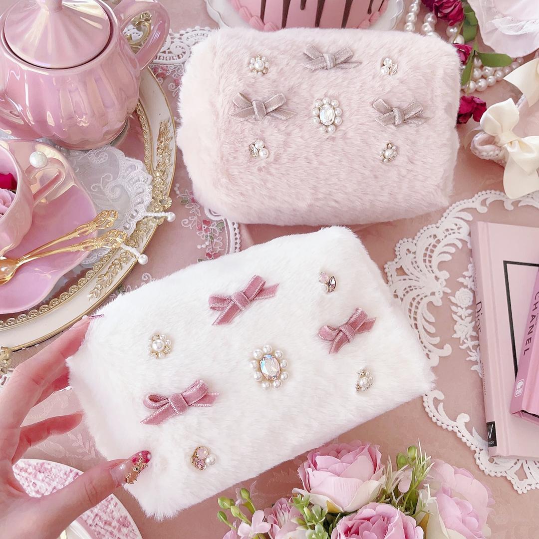 Ribbon bijou fur pouch | Mirana powered by BASE