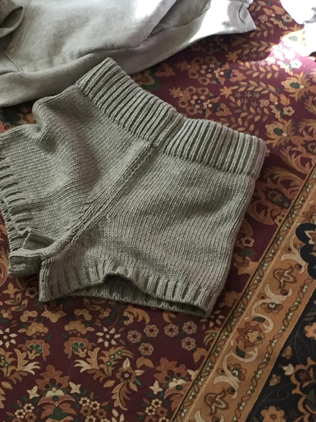 [재진행] Mono Knit Shorts