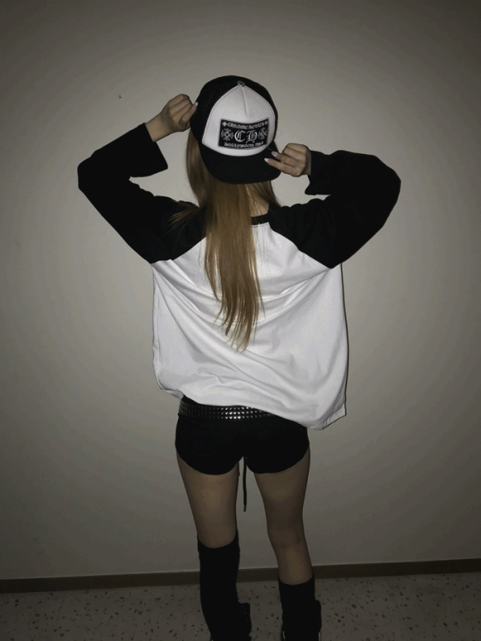 2000s Mono Raglan Tee