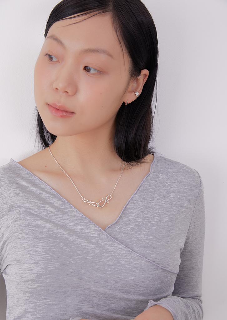 sparkle tie necklace