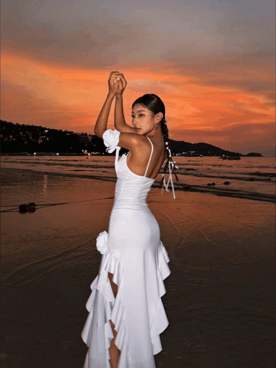 [무배/당일출고] 로즈 코사지 언발 러플 원피스