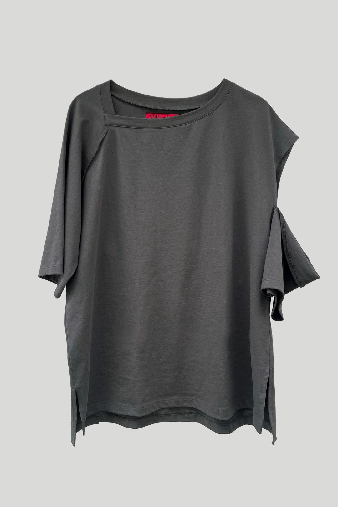 SLIP NECK OVERLOCKED TEE