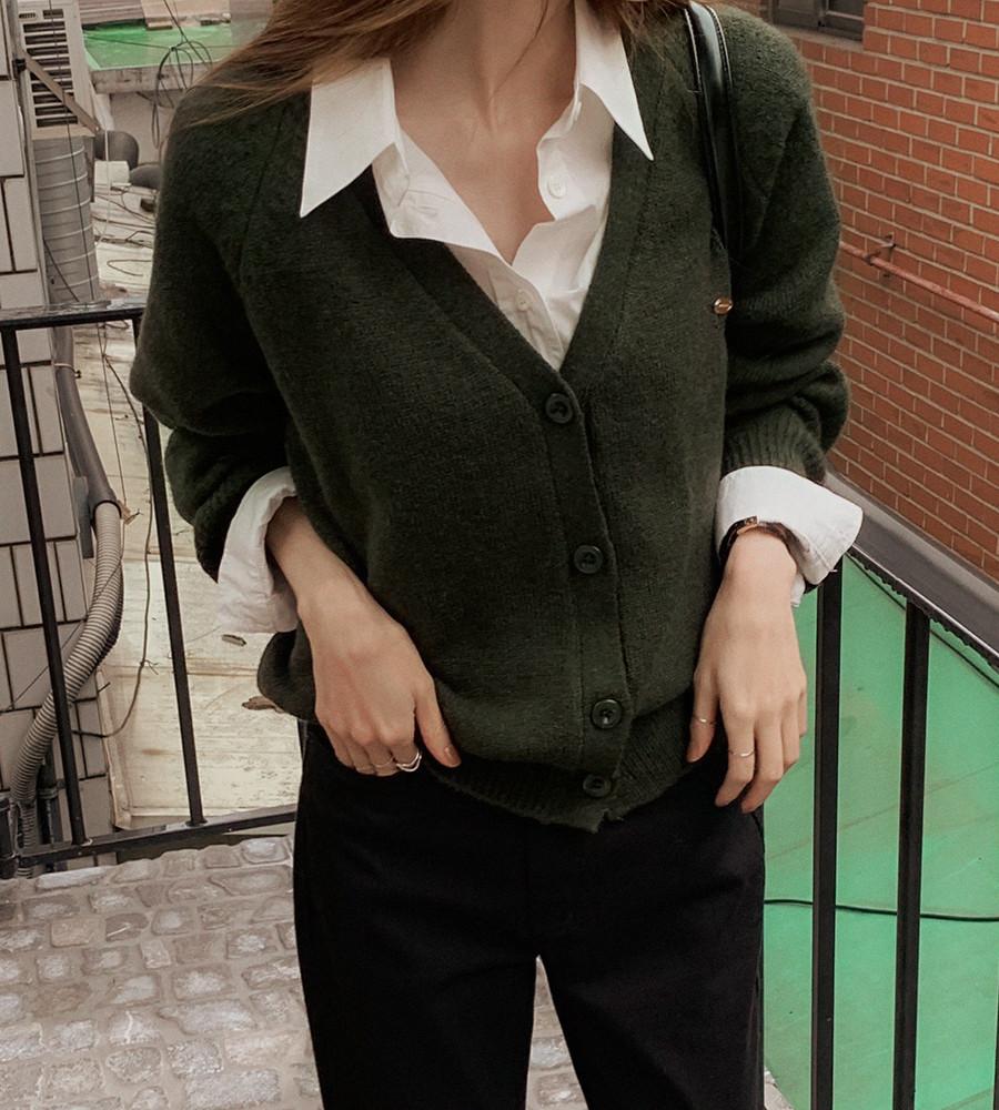 아델린 루즈핏 울 금장 가디건