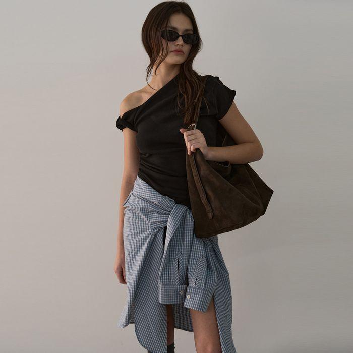 ONE SHOULDER CROP TOP_ BLACK