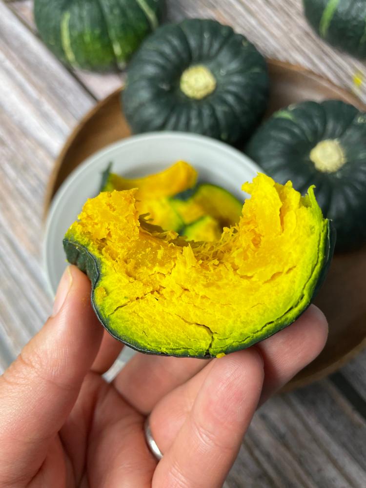 [12일 오후7시 오픈예정]찐밤퍽호박4kg (7-14과)