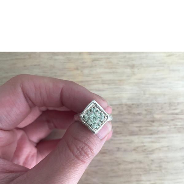 한 땀 한 땀 . · · .. · 06