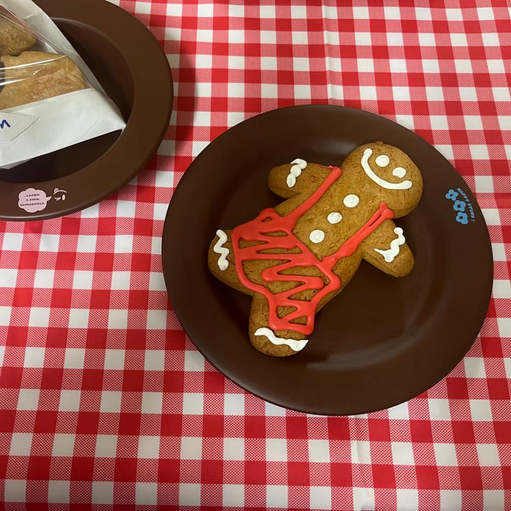 내겐 너무 가벼운 접시 (CHOCOPIE)