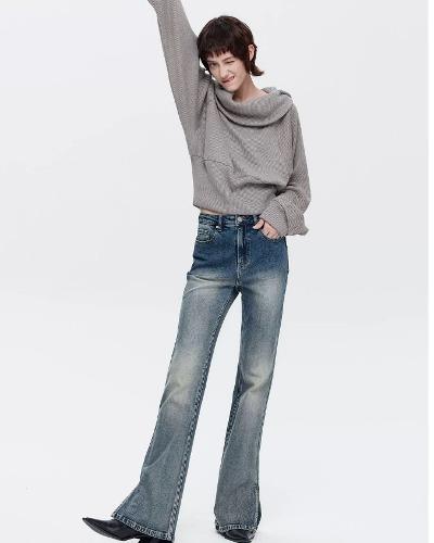 [EMPTY PAGE] Slit jeans