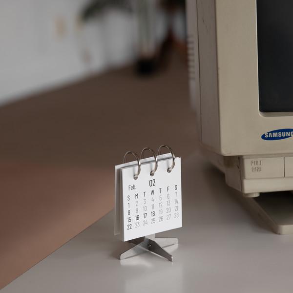 Desk Calendar (2 Color)
