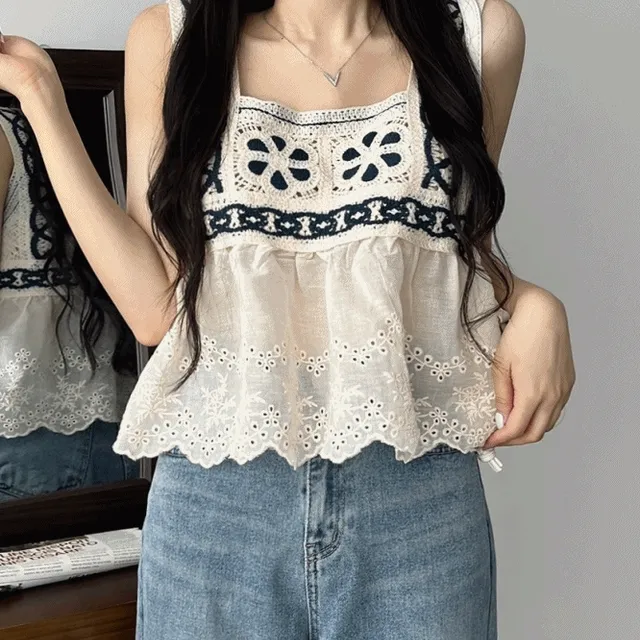 [귀여워!/2col] 빈티지 펀칭 뜨개 자수 민소매 나시 뷔스티에