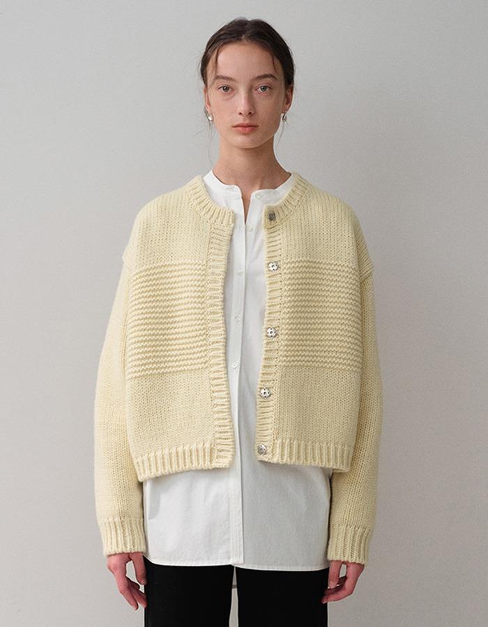 VERSCENT) Cottage snap cardigan (castella cream)