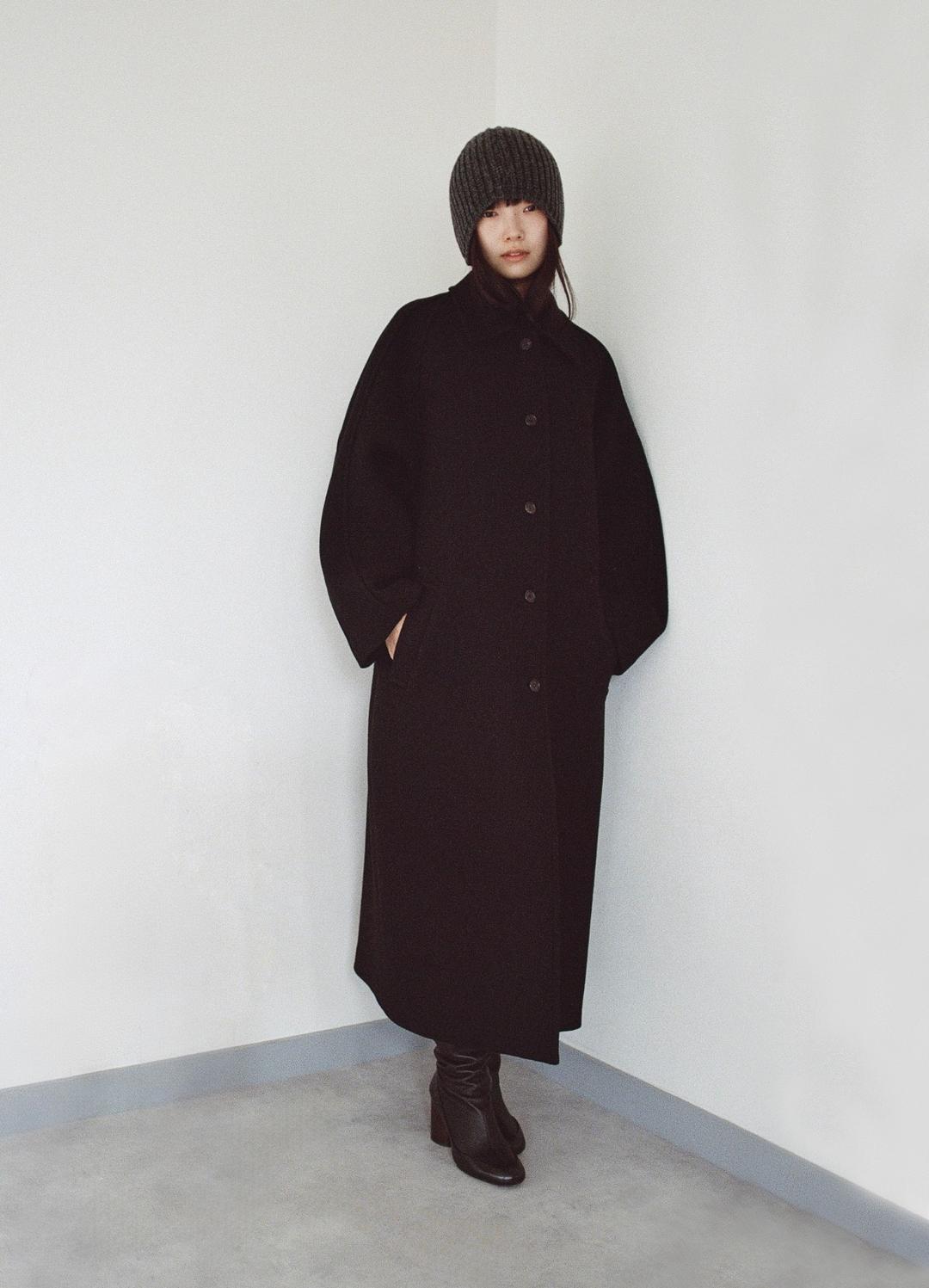 Raglan Wool Long Coat / Black