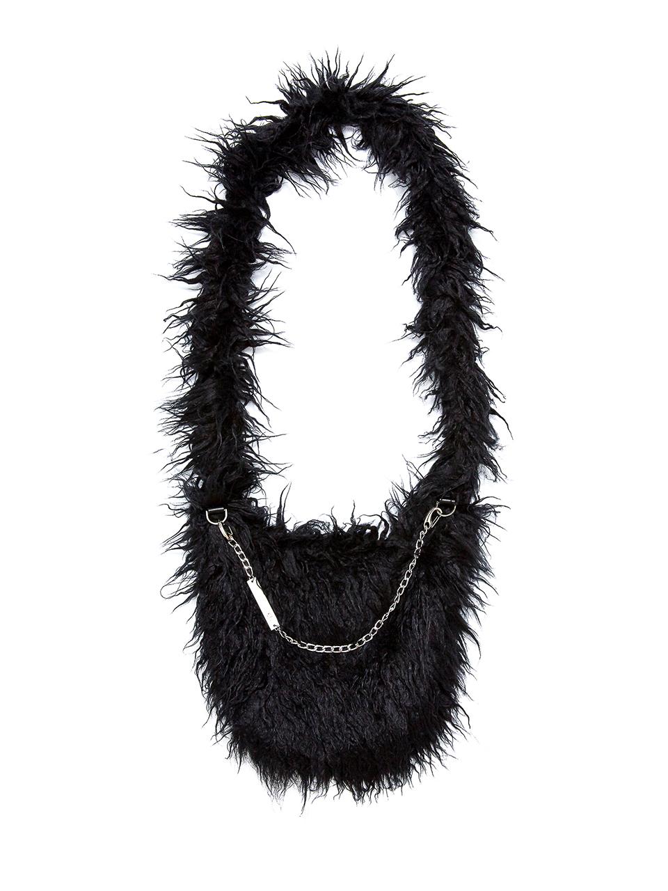 CURLY FUR CROSS BAG / BLACK