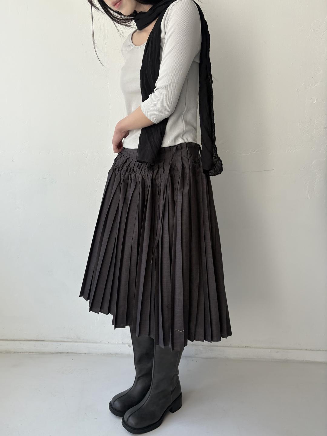 FULL PLEATS SKIRT
