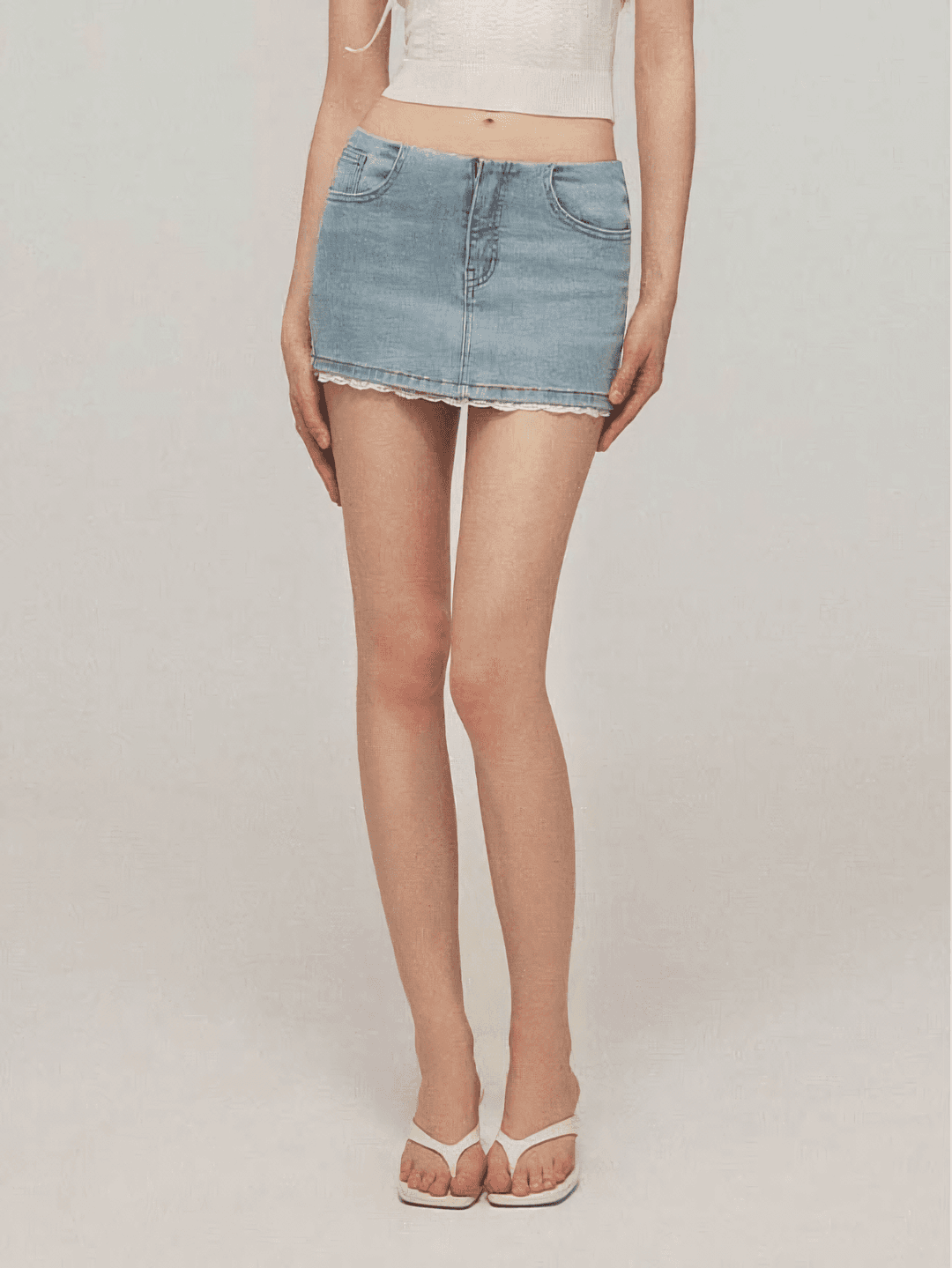 [MESS STUDIO] Low-waist lace denim skirt