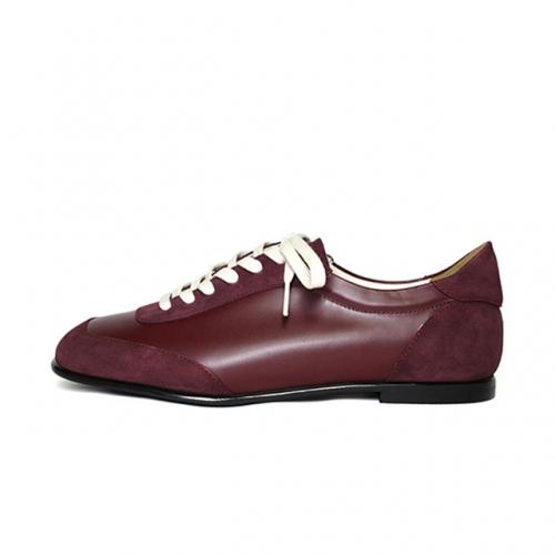 Belly sneaker