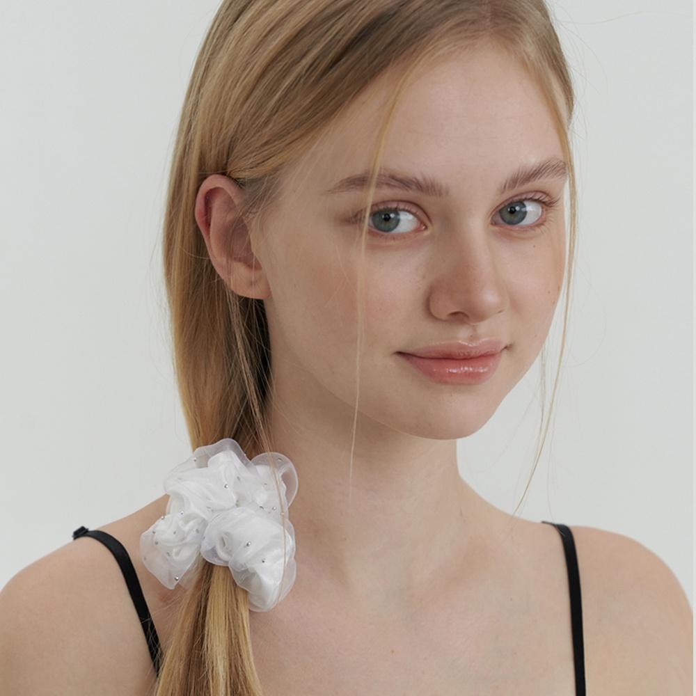 mesh layered scrunch - white