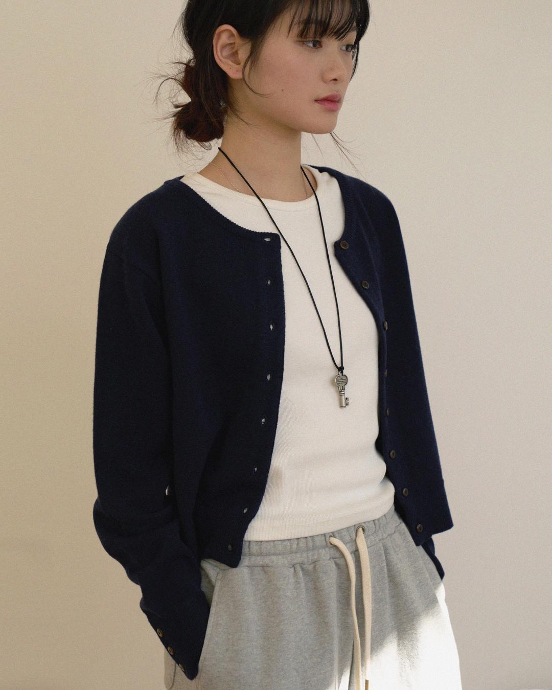 (2/16 15:00) Tina cropped cardigan - deep navy